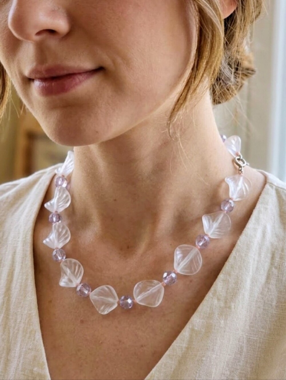 Vintage Frosted Leaf & Lavender Lucite Beaded Necklace